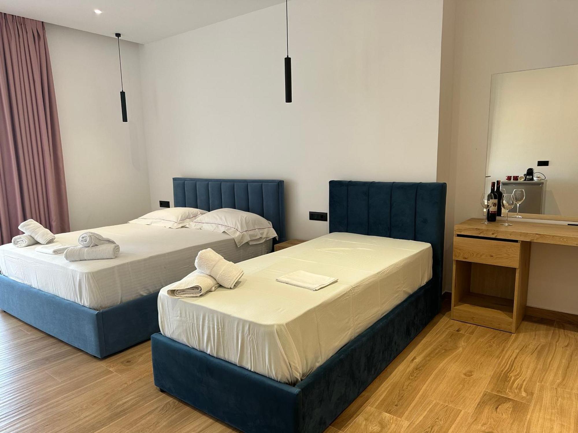 Suites Kozi Sarandë Exterior foto